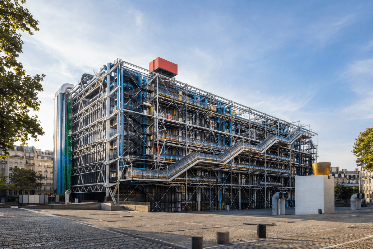 Study visual of Centre Pompidou.